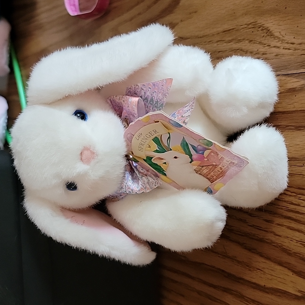 VTG 9 inch Hallmark Little Springer Plush Easter Bunny with Tag